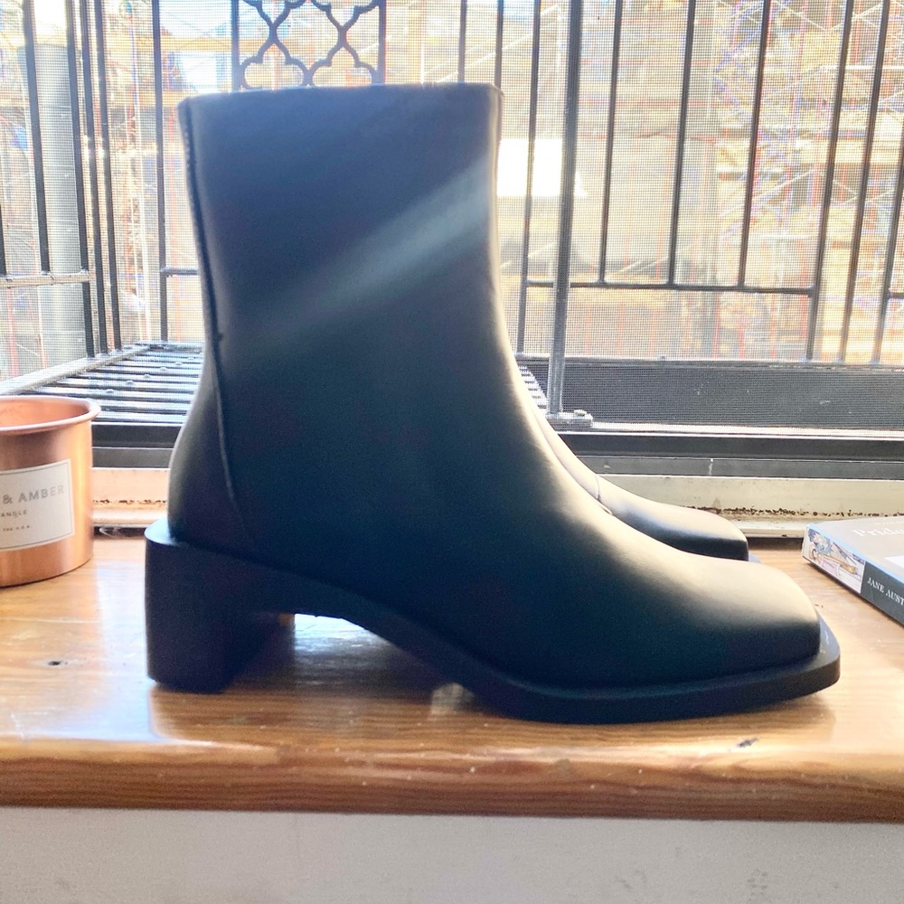 NWT Square Toe Black Boots